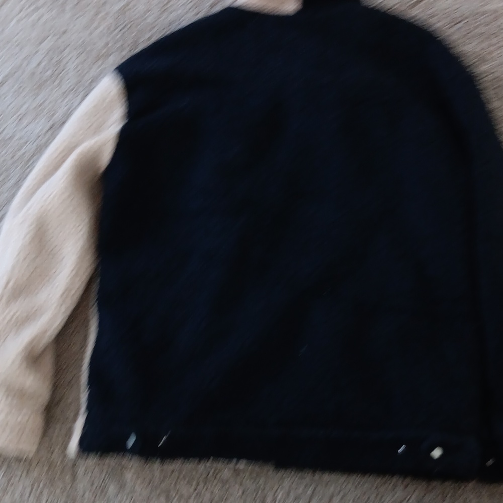 Shain jacket - Picture 2 of 2
